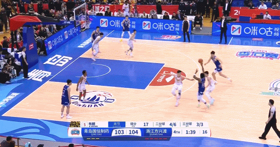 强硬！杨瀚森冲击内线 顶住防守大抡勾打板命中